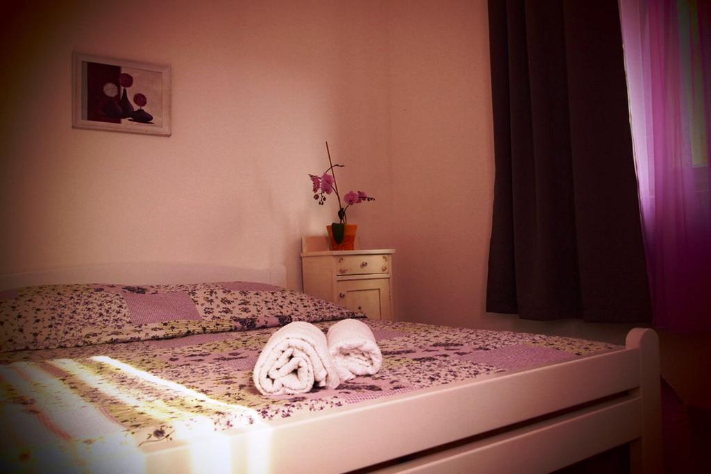 Apartment Old Town マカルスカ 部屋 写真