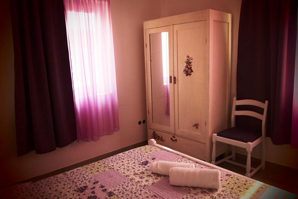 Apartment Old Town マカルスカ 部屋 写真