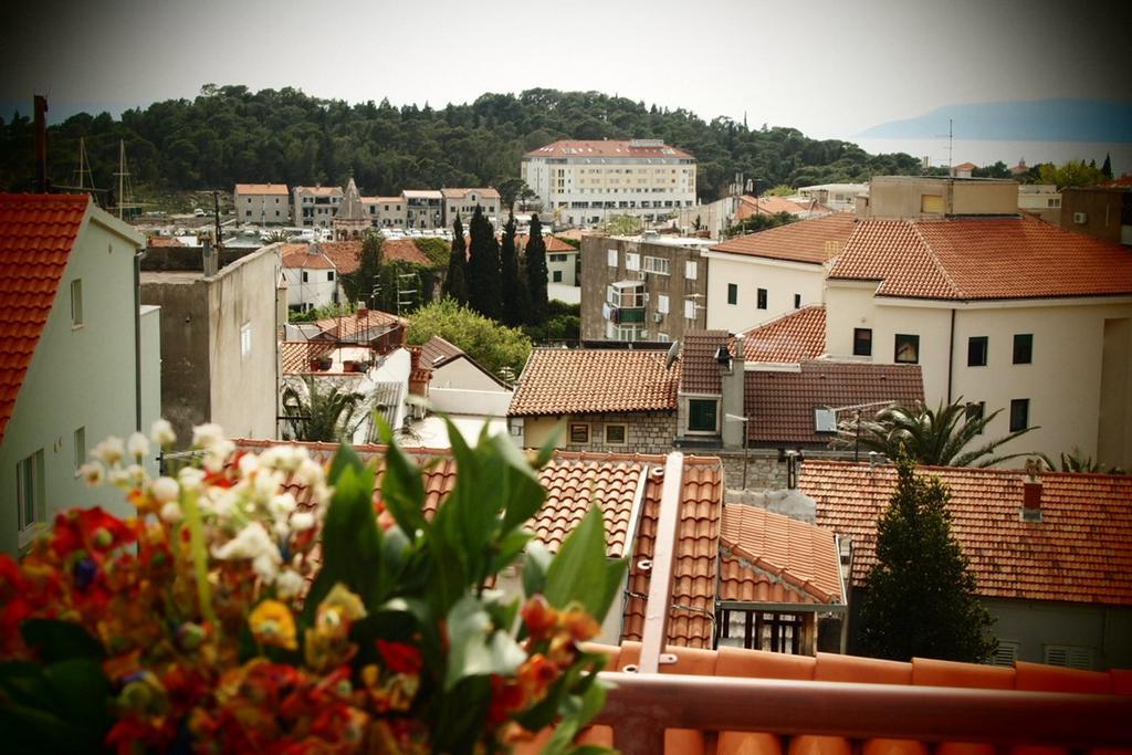 Apartment Old Town マカルスカ 部屋 写真
